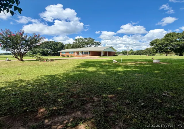 2nd image of 135 Big Pine Dr, Valley Grande, AL 36701 | MLS# 589430
