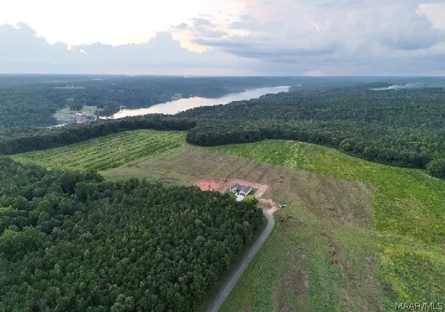 4th image of 00000 Riverknolle Rd, Tallassee, AL 36078 | MLS# 589157