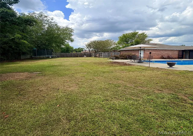 3rd image of 695 Stableway Rd, Pike Road, AL 36064 | MLS# 589448