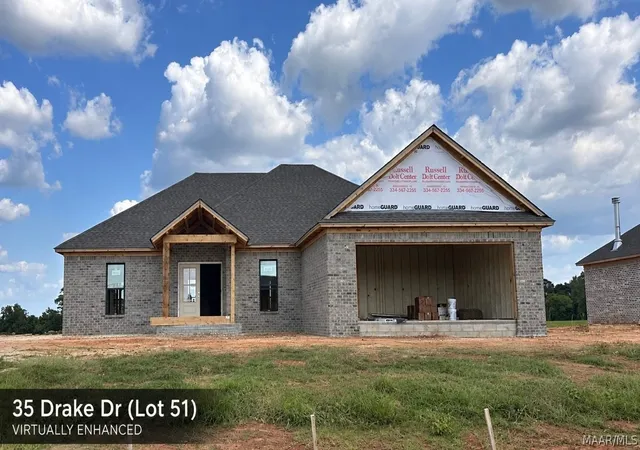 Photo 1 of Single family home for sale at 35 Drake Dr, Wetumpka, AL 36092 | MLS# 589560 | Listing updated on 2026-09-16