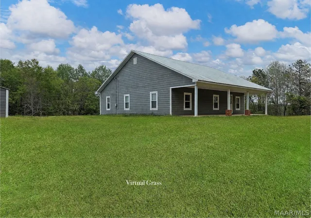 Photo 3 of Single family home for sale at 5231 County Rd 528, Verbena, AL 36091 | MLS# 589566 | Listing updated on 2026-08-28