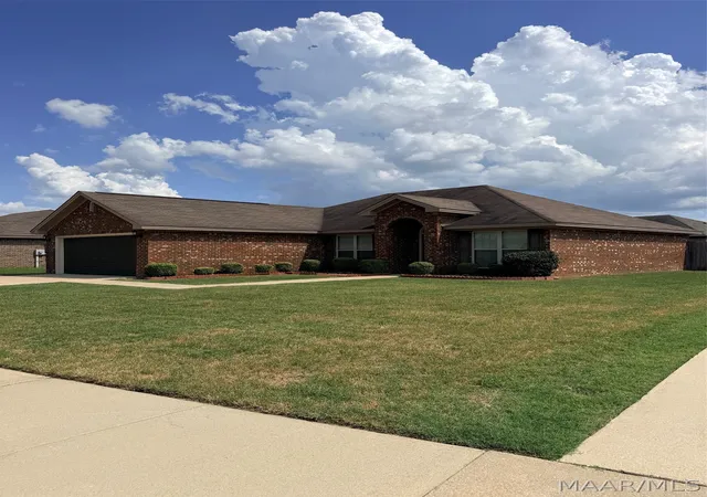 2nd image of 608 George Dr, Prattville, AL 36067 | MLS# 589483
