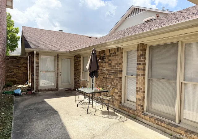 Photo 3 of Townhouse for sale at 1615 Cobblestone Ct, Montgomery, AL 36117 | MLS# 589638 | Listing updated on 2026-08-28