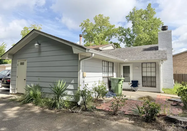 Photo 2 of Townhouse for sale at 1623 Limestone Ct, Montgomery, AL 36117 | MLS# 589645 | Listing updated on 2026-08-28