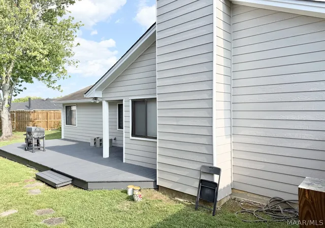 Photo 2 of Single family home for sale at 1529 Westminster Dr, Montgomery, AL 36117 | MLS# 589646 | Listing updated on 2026-08-28