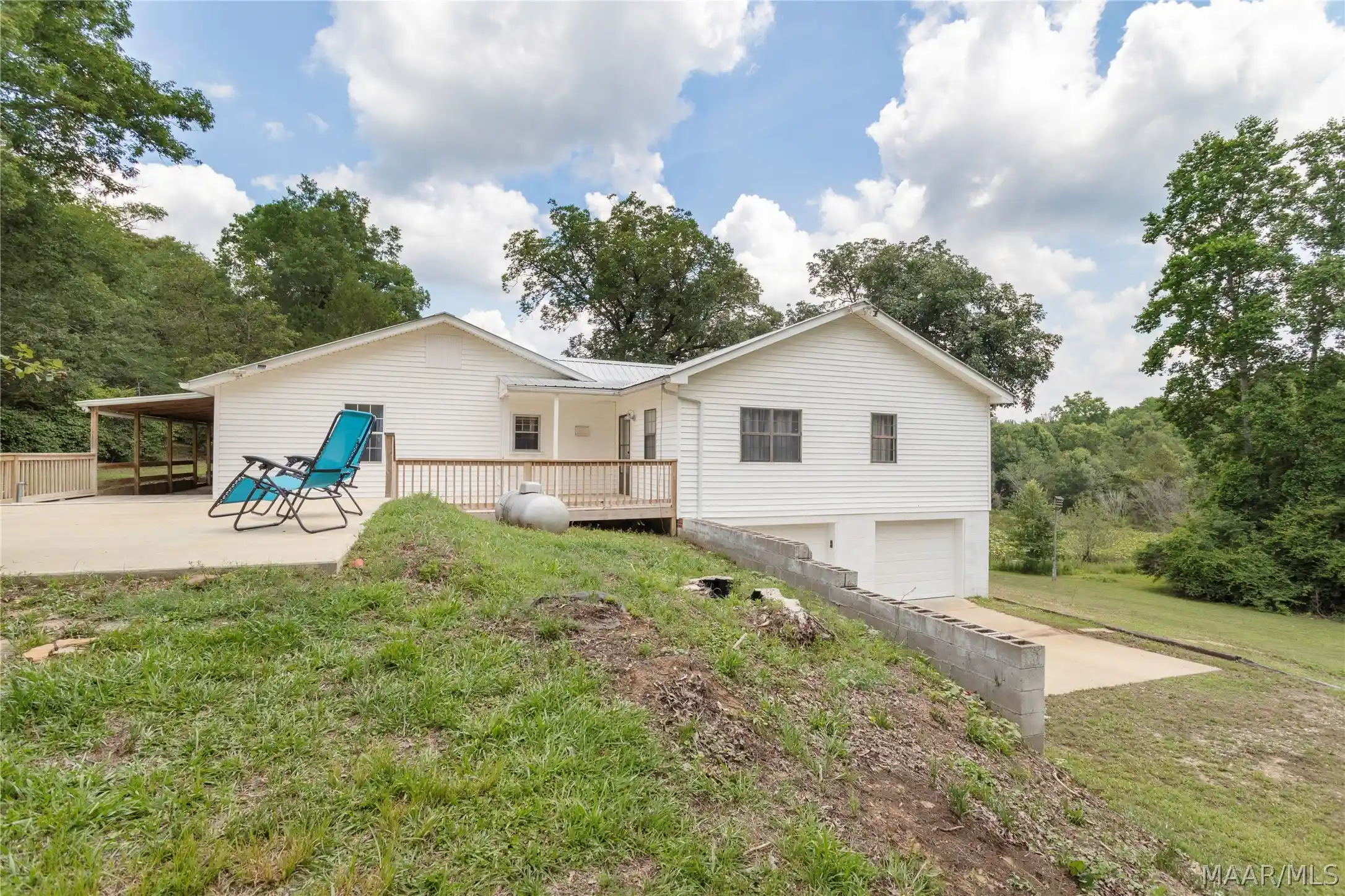 Photo 1 of Single family home for sale at 694 Becky Ln, Prattville, AL 36067 | MLS# 589644 | Listing updated on 2026-10-15