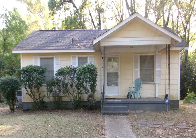 1st image of 3 Pecan Cir, Selma, AL 36701 | MLS# 588996
