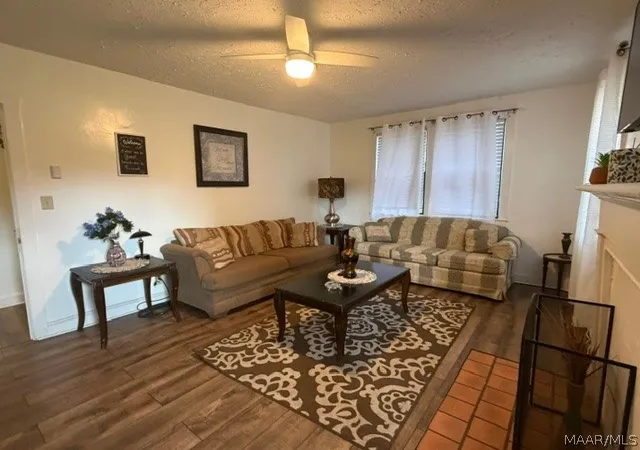 Photo 3 of Single family home for sale at 1005 Memorial Ave, Selma, AL 36701 | MLS# 589639 | Listing updated on 2026-08-28