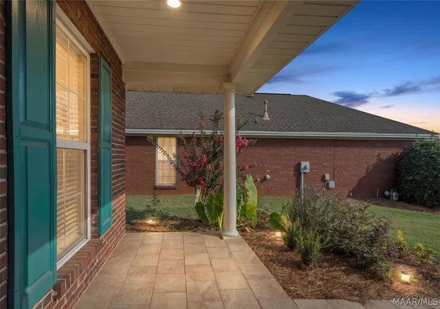 Photo 2 of Single family home for sale at 8356 Wexford Way, Montgomery, AL 36117 | MLS# 589451 | Listing updated on 2026-09-17