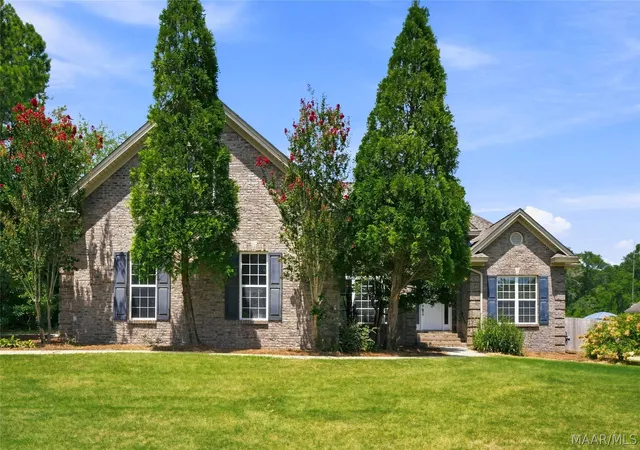 2nd image of 246 Kimrick Dr, Deatsville, AL 36022 | MLS# 589690