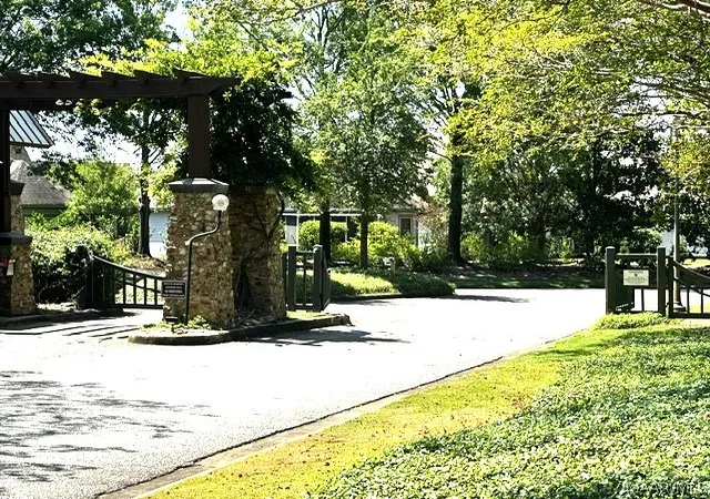 Photo 3 of Land for sale at 3537 Oak Grv Cir, Montgomery, AL 36116 | MLS# 589484 | Listing updated on 2026-08-28