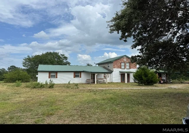 1st image of 979 County Road 40 Road W, Prattville, AL 36067 | MLS# 589691