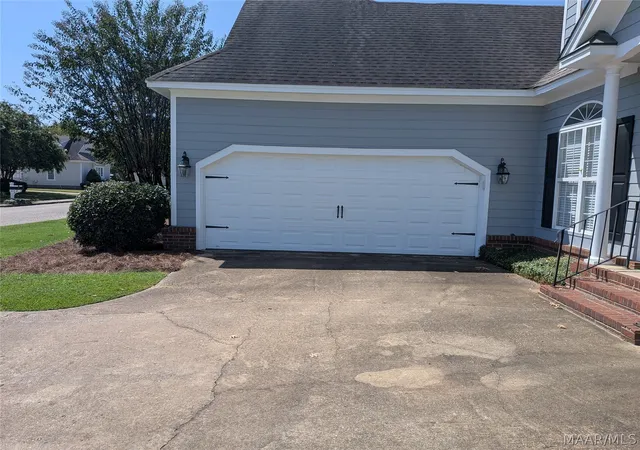 Photo 3 of Single family home for sale at 8620 Lantern Way, Montgomery, AL 36116 | MLS# 589709 | Listing updated on 2026-08-20