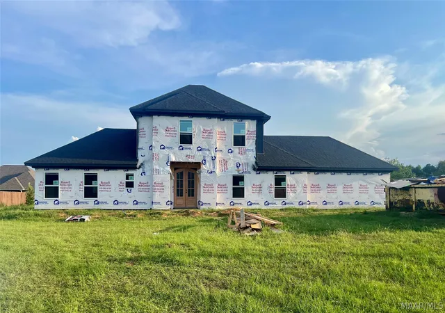 1st image of 1212 Kenner Creek Cir, Deatsville, AL 36022 | MLS# 589665