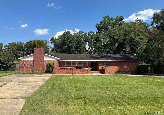 1st image of 2140 Church St, Selma, AL 36701 | MLS# 589740