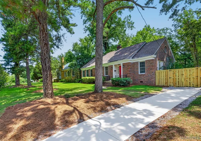 Photo 2 of Single family home for sale at 3455 Wellington Rd, Montgomery, AL 36106 | MLS# 589688 | Listing updated on 2026-08-28
