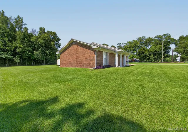 Photo 3 of Single family home for sale at 30 Guy St, Jemison, AL 35085 | MLS# 589779 | Listing updated on 2026-08-28
