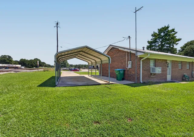 Photo 4 of Single family home for sale at 30 Guy St, Jemison, AL 35085 | MLS# 589779 | Listing updated on 2026-08-28