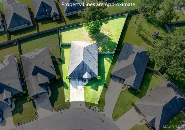 2nd image of 9163 White Poplar Cir, Pike Road, AL 36064 | MLS# 589816