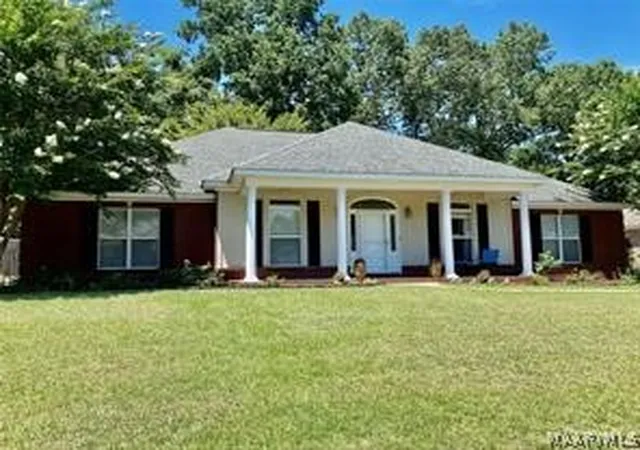 Photo 1 of Single family home for sale at 618 Forest Trl, Montgomery, AL 36117 | MLS# 589826 | Listing updated on 2026-08-28