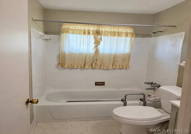 19th image of 5414 W Shades Valley Dr, Montgomery, AL 36108 | MLS# 589827