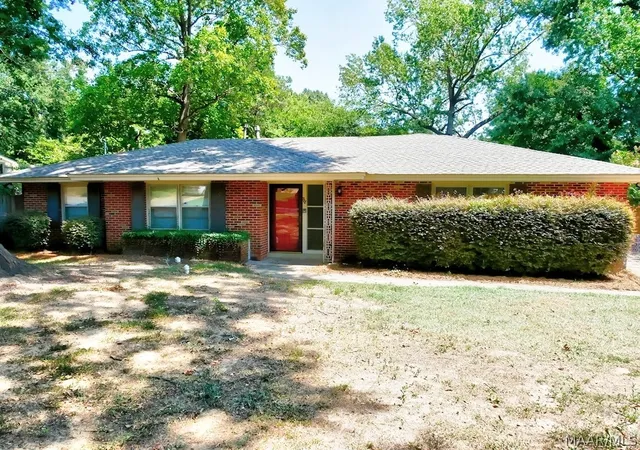 Photo 1 of Single family home for sale at 711 Forestdale Dr, Montgomery, AL 36109 | MLS# 589874 | Listing updated on 2026-08-26