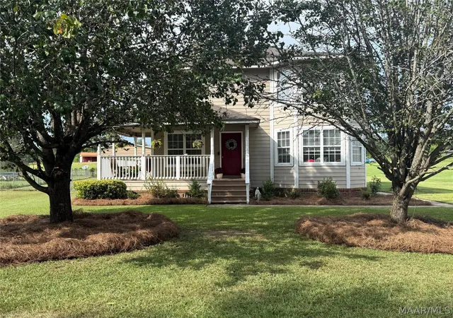 2nd image of 427 Lewis Rd, Deatsville, AL 36022 | MLS# 589921