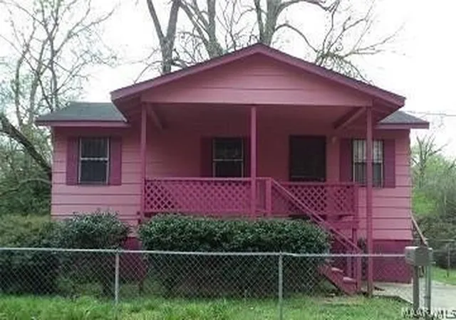 1st image of 610 Maxey St, Selma, AL 36701 | MLS# 589941