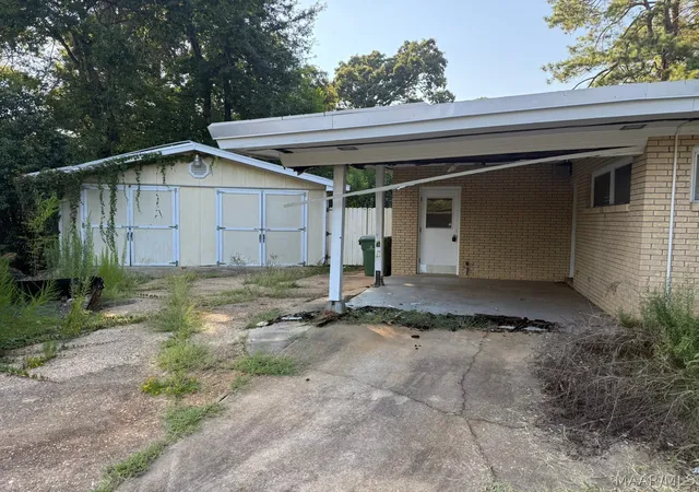 3rd image of 339 Ware Hill Dr, Montgomery, AL 36109 | MLS# 589955
