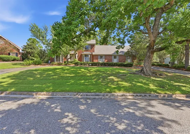 3rd image of 3152 Rolling Road Cir, Montgomery, AL 36111 | MLS# 589936