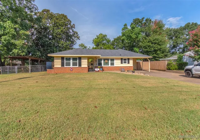 1st image of 631 Georgetown Dr, Montgomery, AL 36109 | MLS# 589892