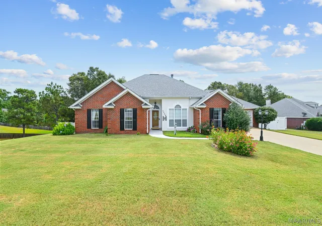 1st image of 1524 White Cloud Dr, Deatsville, AL 36022 | MLS# 589972