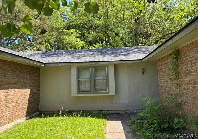 Photo 2 of Single family home for sale at 4066 Strathmore Dr, Montgomery, AL 36116 | MLS# 589937 | Listing updated on 2026-08-28
