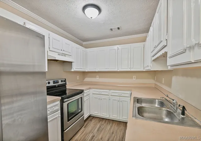 2nd image of 393 Forest Park Dr, Montgomery, AL 36109 | MLS# 589982