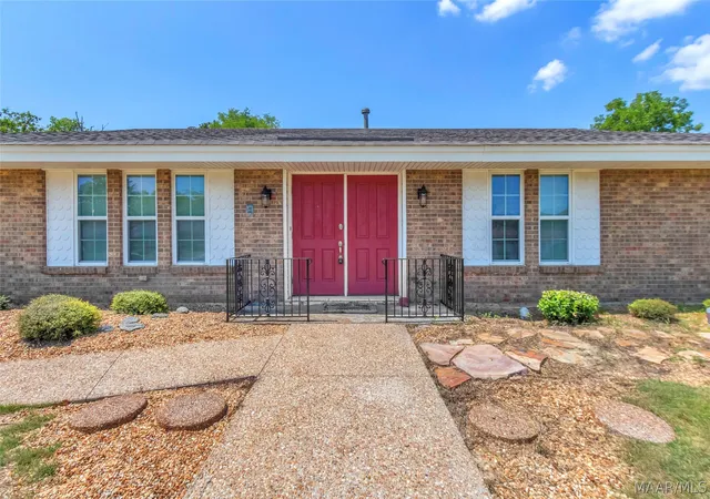 3rd image of 3108 Old Dobbin Rd, Montgomery, AL 36116 | MLS# 589659