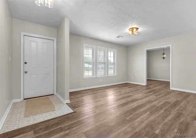 5th image of 3108 Old Dobbin Rd, Montgomery, AL 36116 | MLS# 589659
