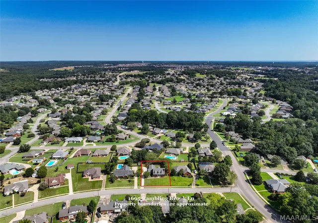 31st image of 1695 Rambling Brook Ln, Prattville, AL 36066 | MLS# 589976