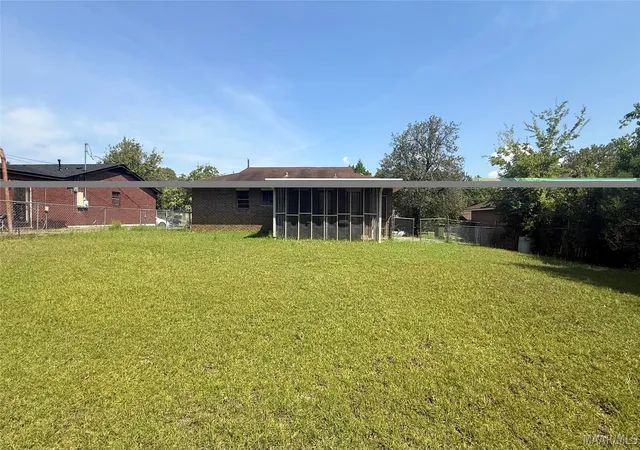 2nd image of 322 Winderton Dr, Montgomery, AL 36108 | MLS# 590022