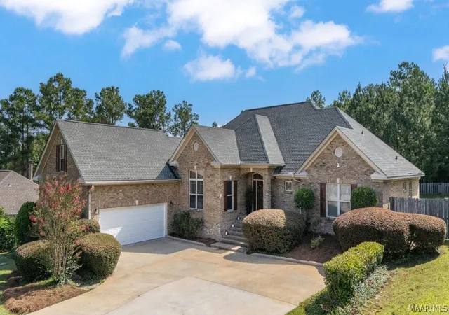 3rd image of 180 Forest Hill Rd, Wetumpka, AL 36093 | MLS# 589819