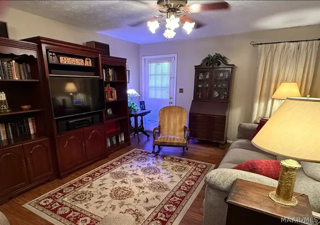 Photo 3 of Single family home for sale at 848 Rountree Dr, Valley Grande, AL 36703 | MLS# 590084 | Listing updated on 2026-10-08