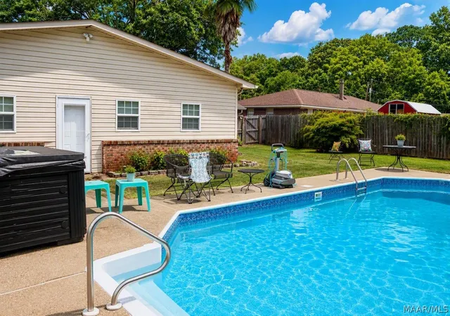 Photo 14 of Single family home for sale at 113 Lina Dr, Prattville, AL 36067 | MLS# 590167 | Listing updated on 2026-10-08