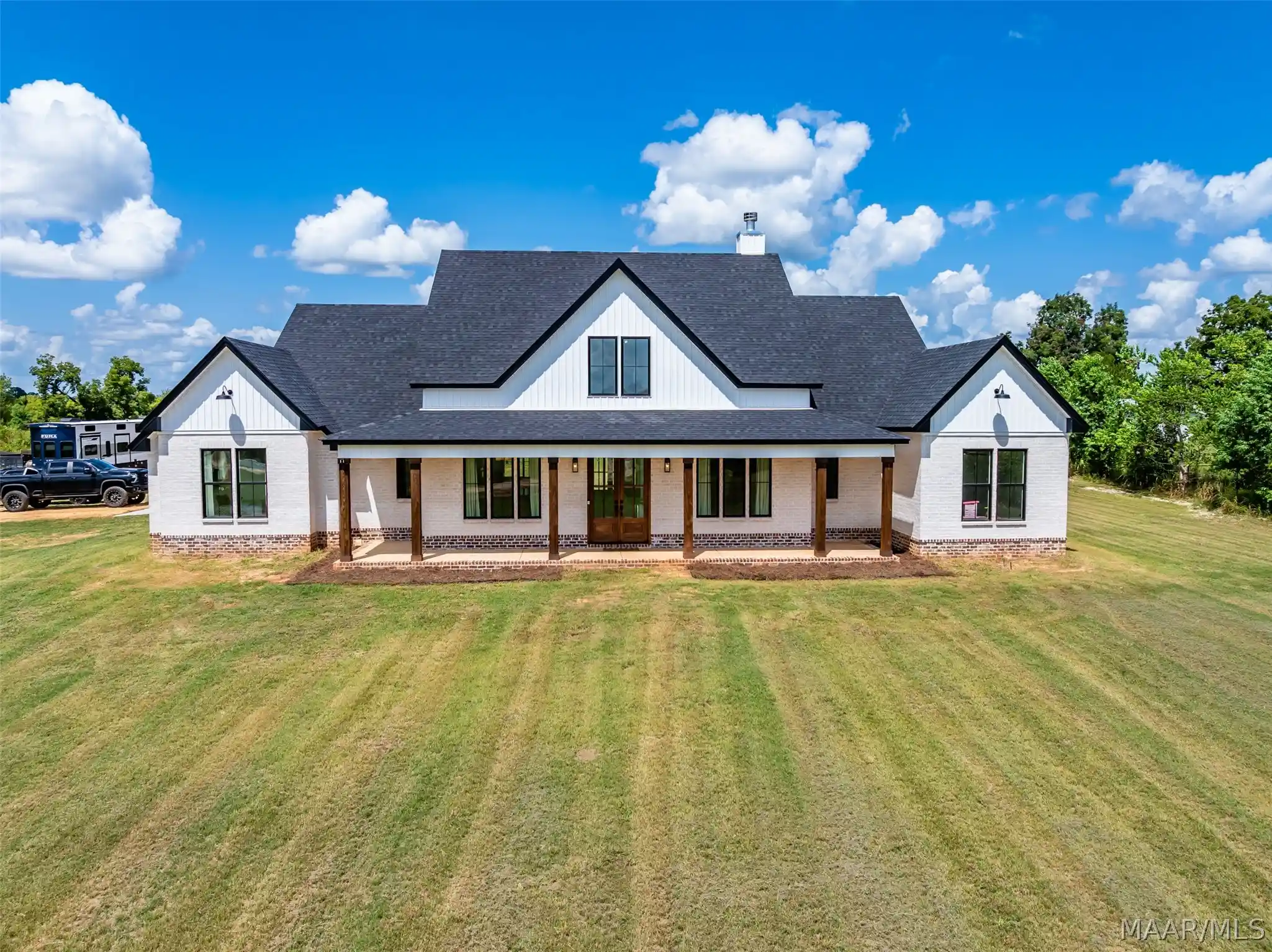 Photo 1 of Single family home for sale at 3023 Old Mcgehee Rd, Montgomery, AL 36105 | MLS# 590265 | Listing updated on 2026-10-16