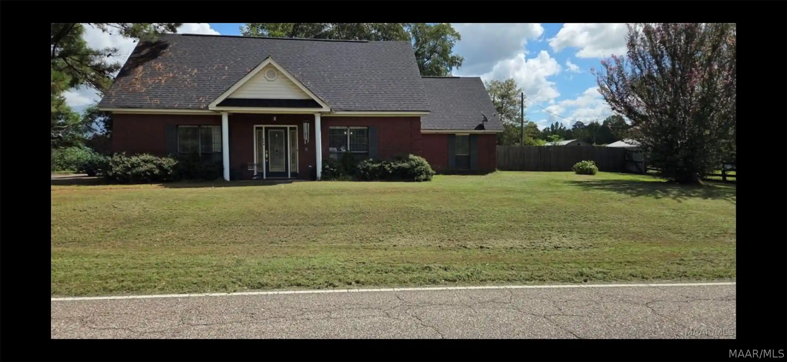 Single family home for sale at 746 Pleasant Hl Rd, Eclectic, AL 36024 | MLS# 590369