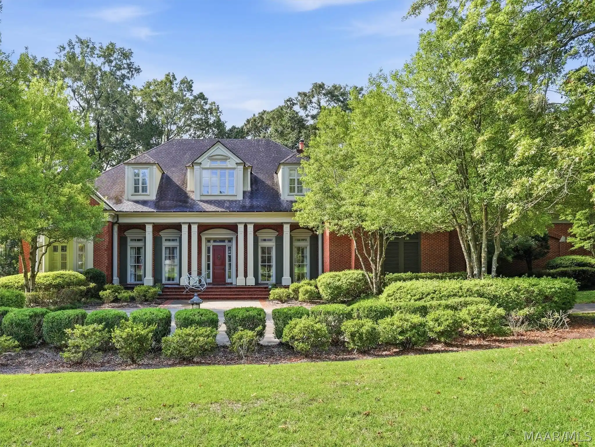 Photo 1 of Mansion for sale at 6024 Greystone Pl, Montgomery, AL 36117 | MLS# 590389 | Listing updated on 2026-10-22