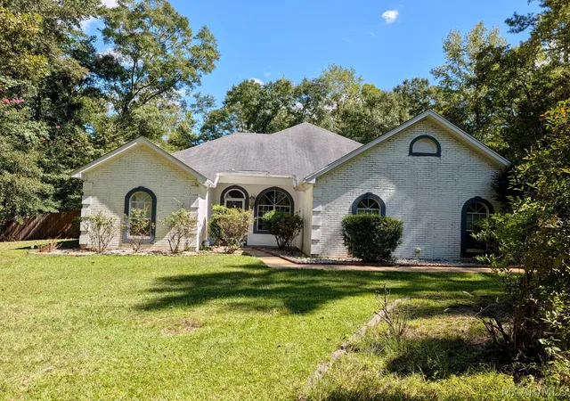 Photo 3 of Single family home for sale at 127 Forest Brk Dr, Deatsville, AL 36022 | MLS# 590416 | Listing updated on 2026-09-16