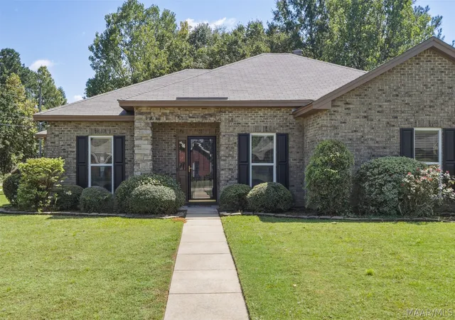 Photo 1 of Single family home for sale at 601 Old Camp Dr, Pike Road, AL 36064 | MLS# 590429 | Listing updated on 2026-09-26
