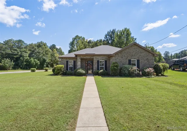 Photo 2 of Single family home for sale at 601 Old Camp Dr, Pike Road, AL 36064 | MLS# 590429 | Listing updated on 2026-09-26