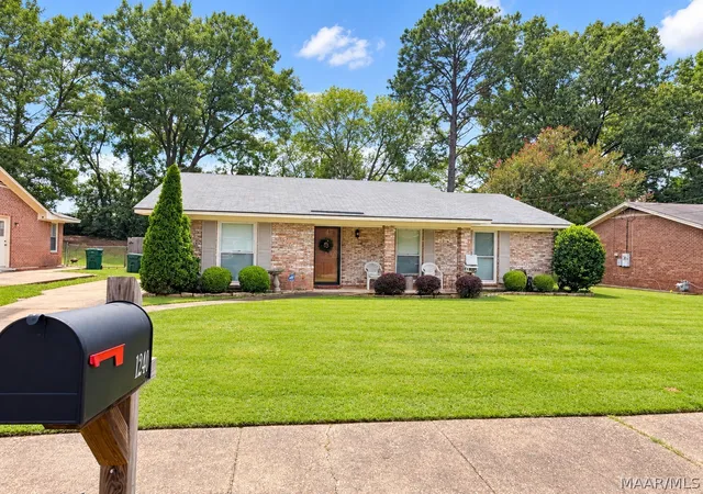 Photo 1 of Single family home for sale at 1240 Zephyr Hills Dr, Montgomery, AL 36109 | MLS# 590430 | Listing updated on 2026-10-03