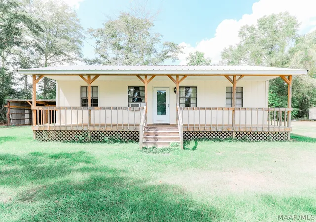 Photo 1 of Single family home for sale at 4735 S Shackleville Rd, Georgiana, AL 36033 | MLS# 590395 | Listing updated on 2026-10-11