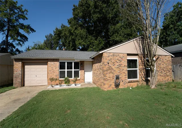 Photo 3 of Single family home for sale at 53 Meadowood Dr, Millbrook, AL 36054 | MLS# 590050 | Listing updated on 2026-10-06